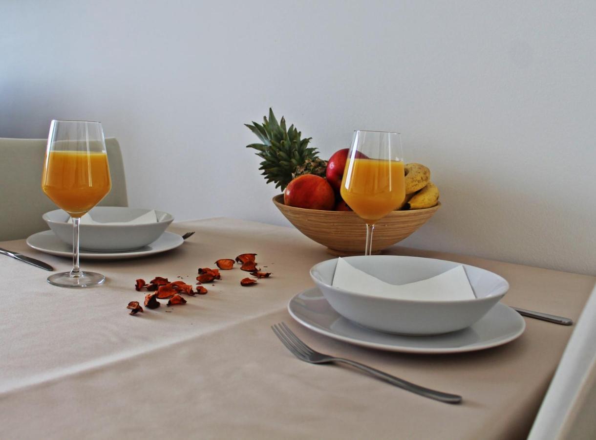 אורסאץ Sea View Suite מראה חיצוני תמונה