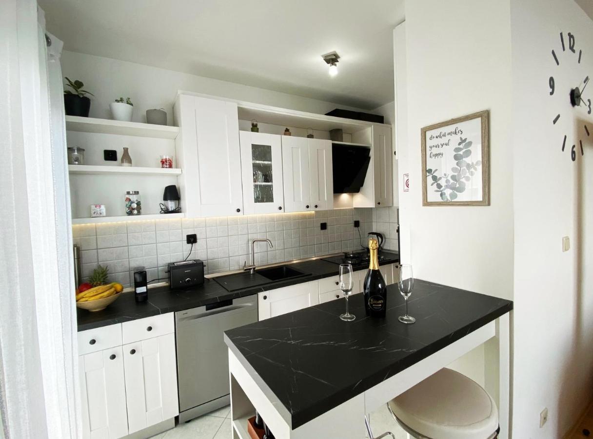אורסאץ Sea View Suite מראה חיצוני תמונה